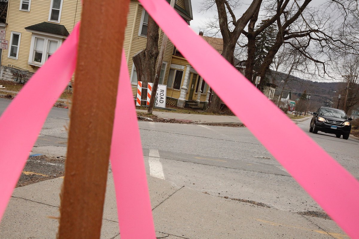 DS_MikeFR's tweet photo. Starting today, West St in Oneonta is closed for 5 months for a complete utility overhaul. Details: https://t.co/GNYMzLdAZQ https://t.co/zvCkJDXo7Z