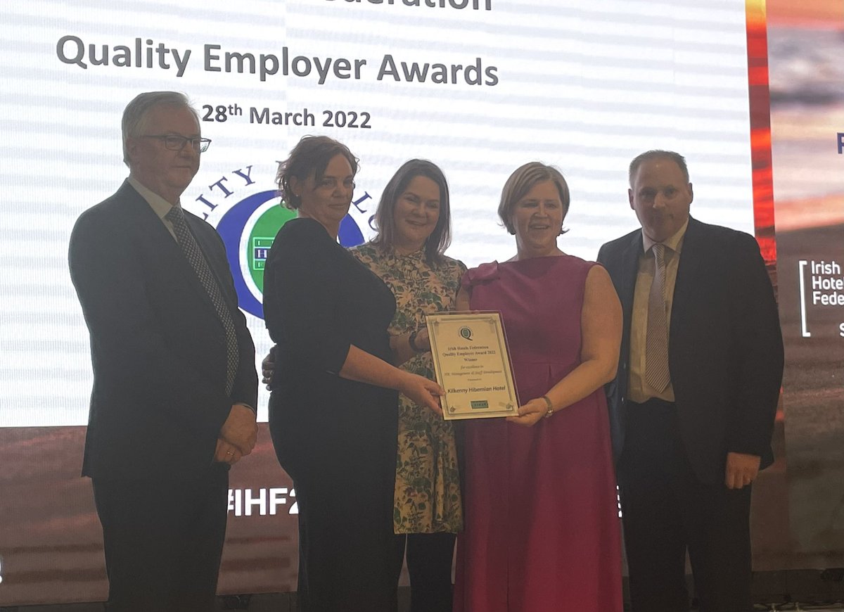 BrendaEMurphy's tweet photo. Many congratulations to @Jamesgleeson121 @DeeMCBuckley, Catherine McKnight and all the team at @HibernianHotel for receiving the Quality Employer Award at the @IHFcomms awards this evening! Well done 👏👏 

#IHF22 #IHFEmployeeOfTheYear 
#inuaCollection 
#ClisteHospitality https://t.co/BUml5m2AZ6