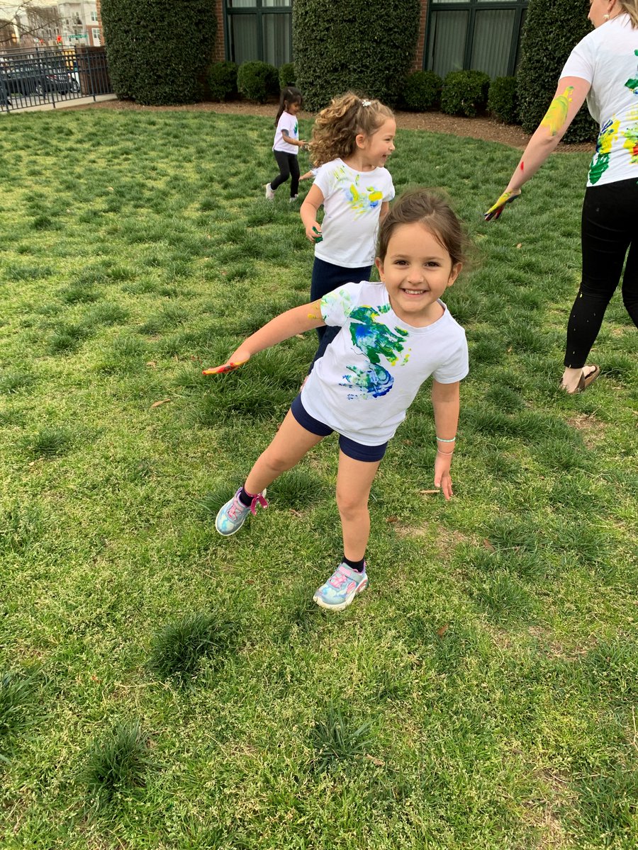 BISCharlotte's tweet image. Foundation 2 have had a fantastic time taking part in our very own Holi party!
We assigned a meaning to each of the 4 colours that we used:
Green: Happiness
Red: Kindness
Blue: Perseverance
Yellow: Knowledge/New Learning
Happy Holi and Happy Spring!