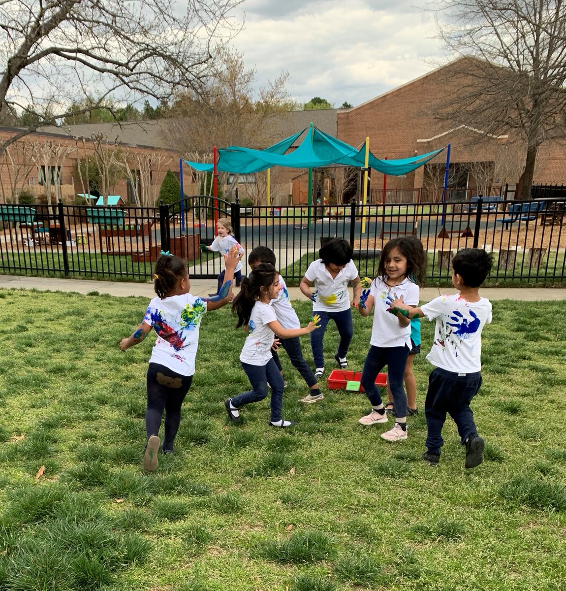 BISCharlotte's tweet image. Foundation 2 have had a fantastic time taking part in our very own Holi party!
We assigned a meaning to each of the 4 colours that we used:
Green: Happiness
Red: Kindness
Blue: Perseverance
Yellow: Knowledge/New Learning
Happy Holi and Happy Spring!
