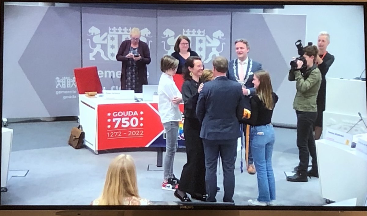 Theo Krins tweet media