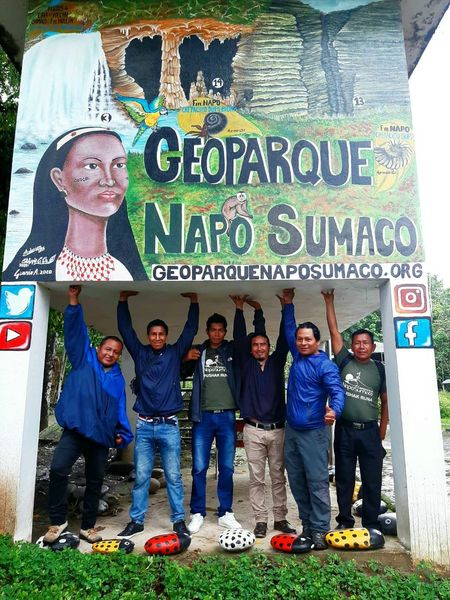 pushakrunanapo's tweet photo. El 19/07/2021 los #YuyaiwaPushakRunakuna asistieron a una capacitación dictada por @TamiaTorres21 Ingeniera en Ecositemas de #Ikiam sobre el rol que tienen los mamíferos en el ecosistema y el nicho ecológico. https://t.co/g37rTRrlmX