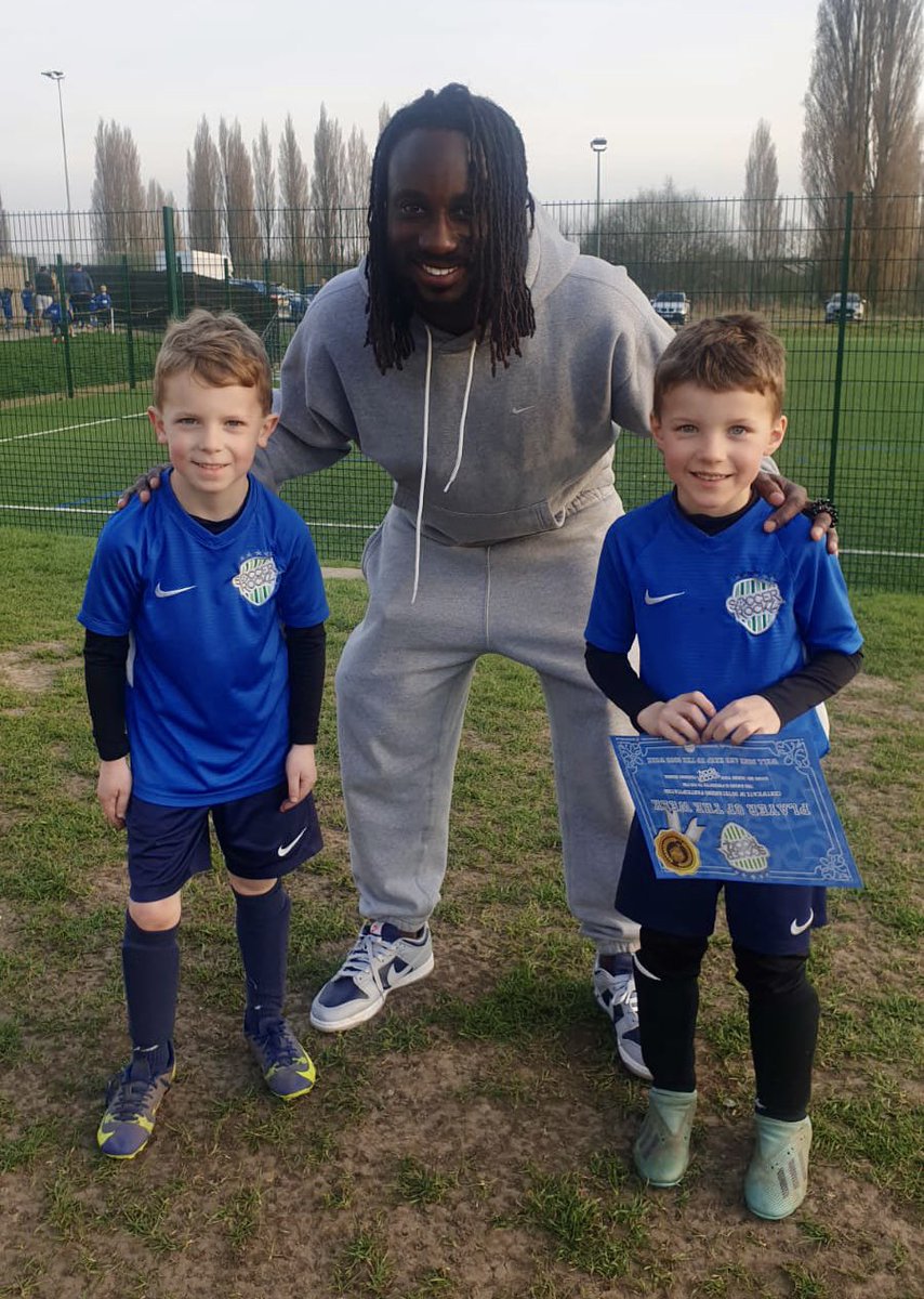 SoccerRockz tweet media