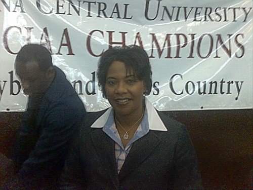 iamkevanlamar's tweet image. Happy Birthday @BerniceKing I took this picture #Fall2005 @NCCU