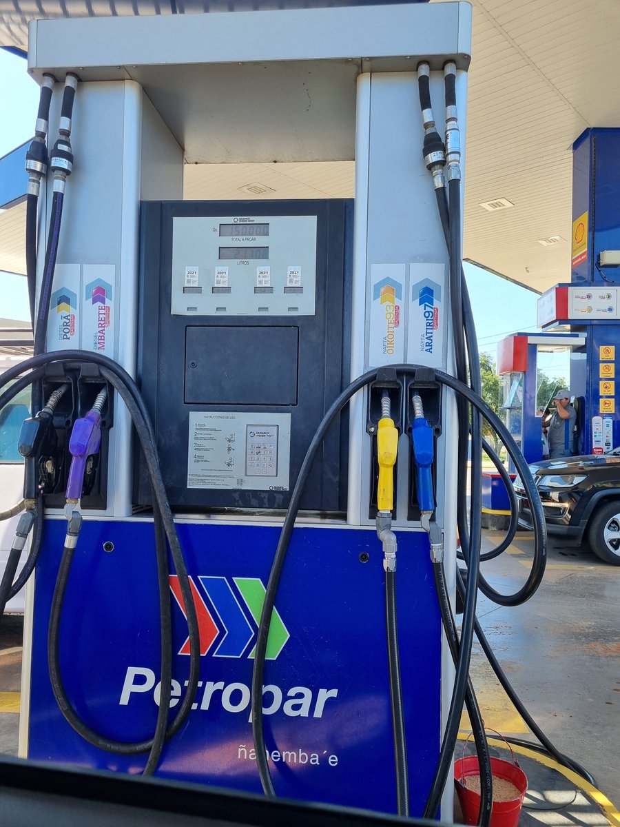Que grande <a href="/Petropargov/">Petropar</a> como hacen para meter 21.70 lts en un bidón de 20 lts que ni siquiera se lleno así recuperan la diferencia de precio <a href="/Telefuturo/">Telefuturo</a> <a href="/ABCCardinal/">ABC Cardinal 730 AM</a>