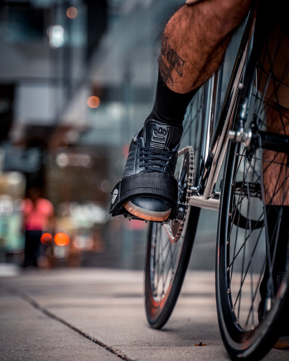 Origin8Cycling's tweet photo. Strapped in and ready to shred!! Pro-Grip II foot-straps keep your feet locked in and secured. Available now through your local bike shop.

#TheRideBeginsHere https://t.co/vf7fBdanPu
