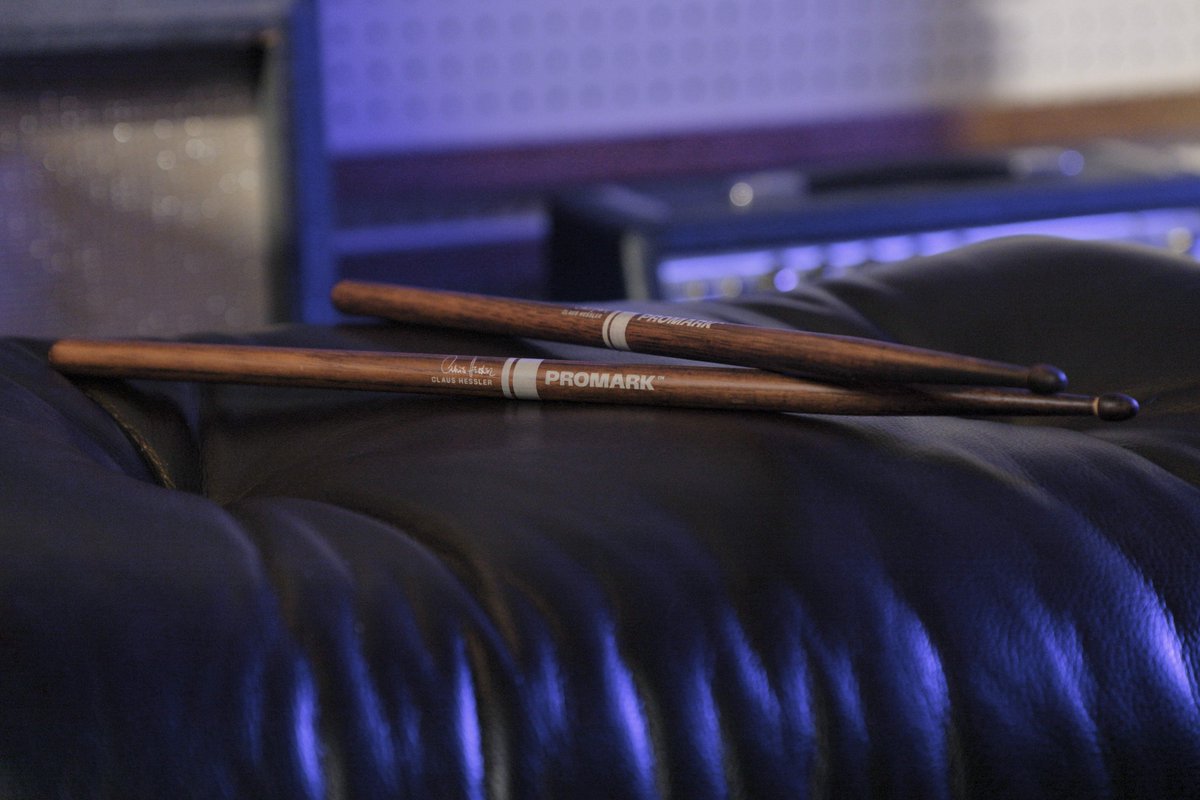 promarksticks's tweet photo. Deciding between FireGrain or ActiveGrip? You don't have to choose with the @ClausHessler signature model. Try a pair for yourself at https://t.co/6DtOde7db1 https://t.co/DCBCAppXCH