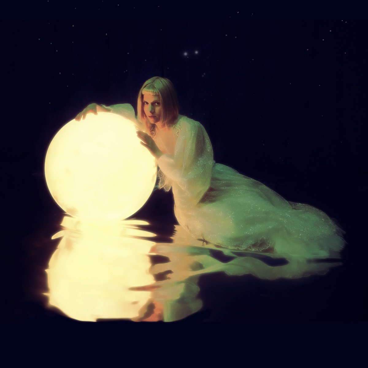 umusicbrasil's tweet photo. #ATemporaryHigh é a quinta música mais ouvida da @AURORAmusic no Brasil. De todos os tempos, tá?
E agora os warriors têm mais um motivo pra comemorar! A versão acústica acaba de chegar às plataformas digitais:
https://t.co/NPLj3krjAL https://t.co/dSyKjdNnQn