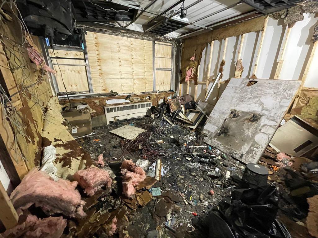 Yosefsegal's tweet image. As I’m sure many have heard so far. My father’s radio studio was ravaged by a terrible fire yesterday leaving the studio completely destroyed. Please help rebuild the studio and all that he does for the Jewish Community worldwide. cmatch.me/donatefjb-fire