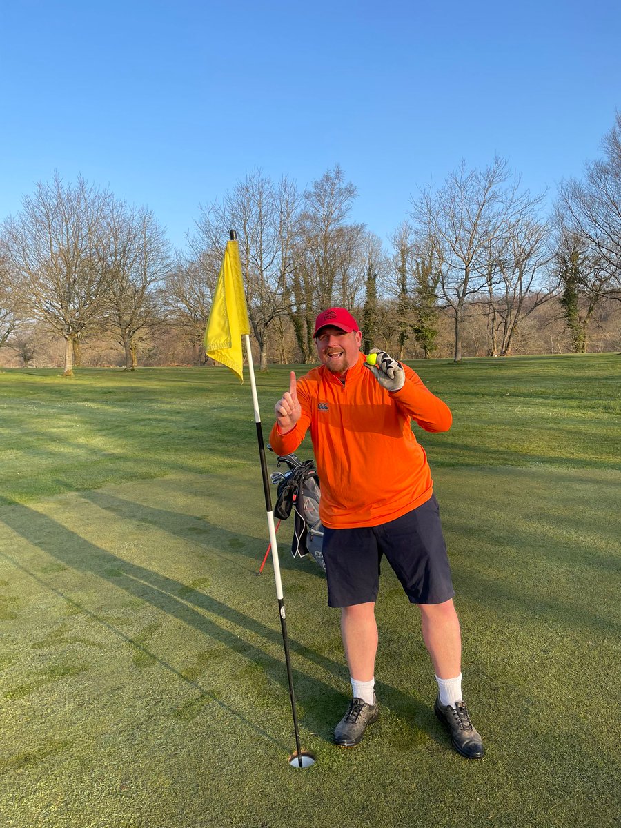 glynneathgolf's tweet image. Congratulations to member Rhys Harris on hitting a magnificent Hole in 1 at the 2nd on Saturday just gone. A sweetly hit 25deg hybrid found the bottom of the cup! We'll excuse the golf bag on the green this time... 😅  #HoleIn1Club #InYouGo #YellowBallRocks