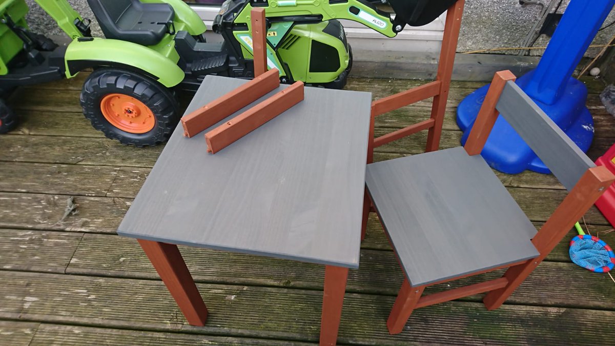 FesterForged's tweet image. Nice and easy project today, had thus since my daughter was about 2 (she's 7 now) so i decided to clean it up and give it a coat of paint, looks awesome and now it fits into our garden and matches my work bench. kids love it, I'll finish the 2nd chair in the morning.