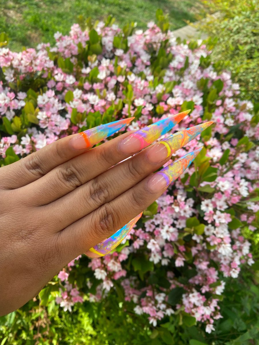 Chinastown_'s tweet photo. Nails done by yours truly 🥰 #nails #lanailtech #chinastown #moblienailtech #frenchtip https://t.co/kXuTPz2JoO
