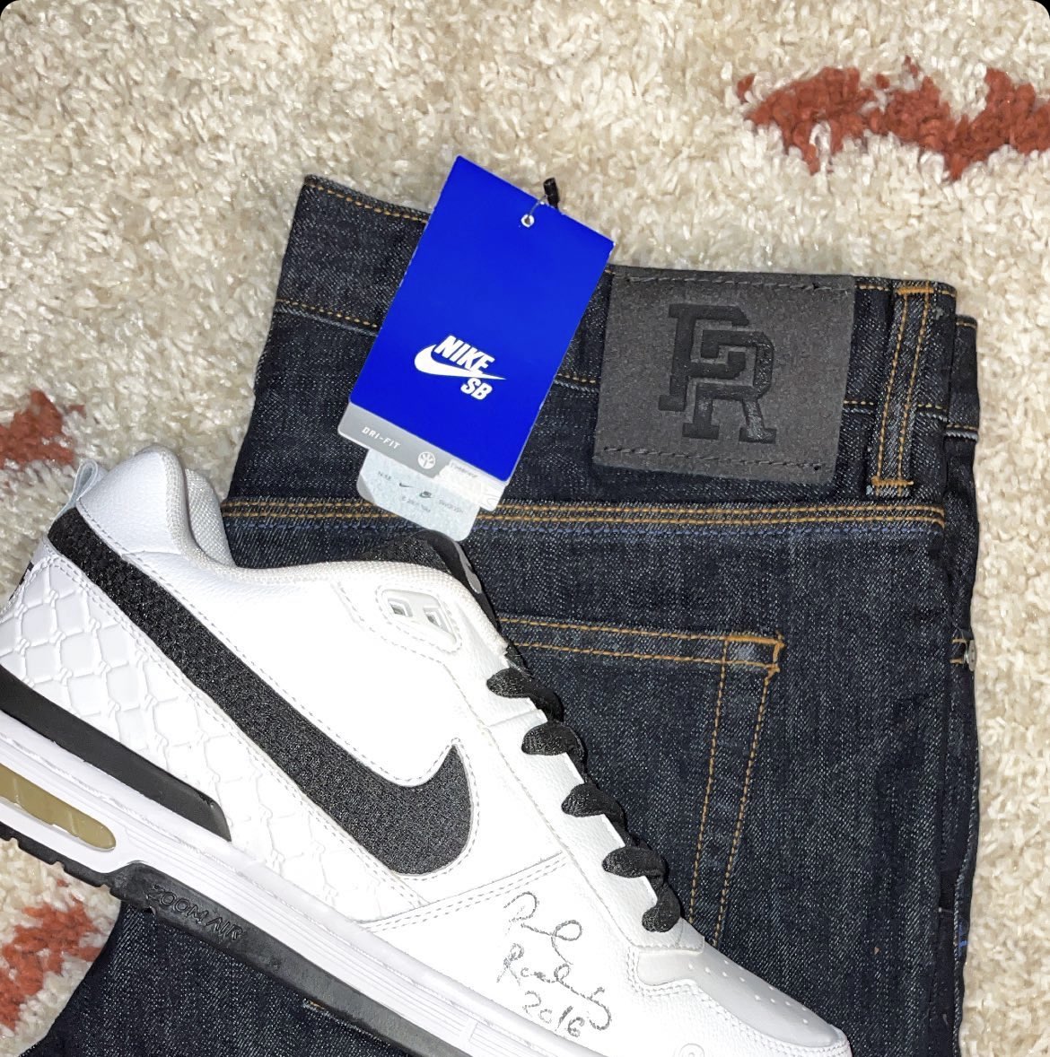 Matty__McFly's tweet photo. @quartersnacks 2022 and we are still here https://t.co/JNWDt96jVH