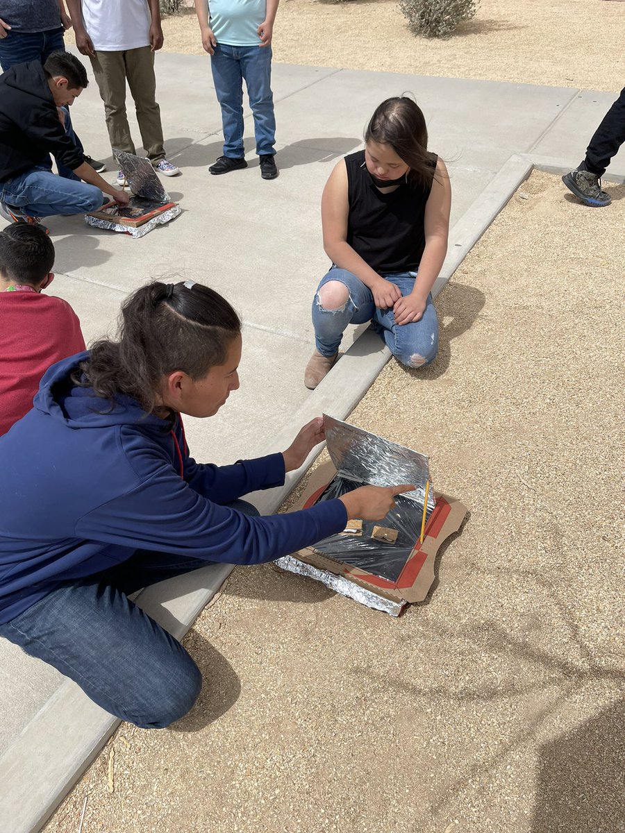 drocha_PHHS's tweet photo. Solar ovens science project was a success! ☀️ #TeamSISD #RISE https://t.co/Ooc4CwgkFg
