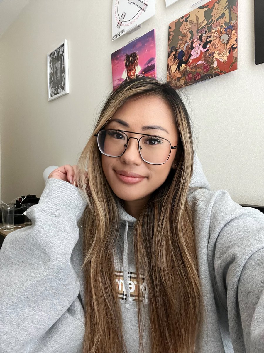 lillyantran's tweet photo. just woke up wbu https://t.co/6hWBxgADt4
