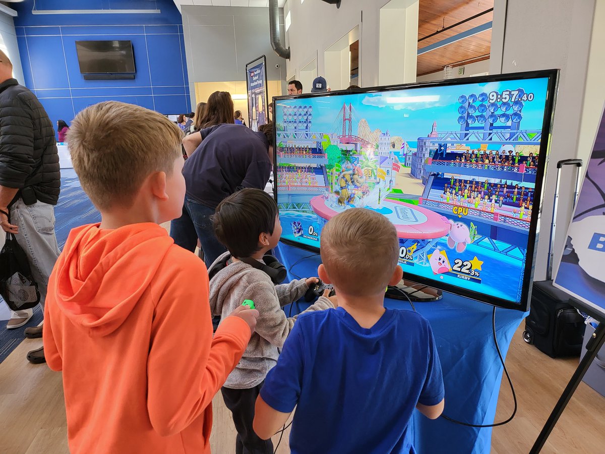 This is what the future of Esports looks like! #Presbyteriancollege #GoBlueHose