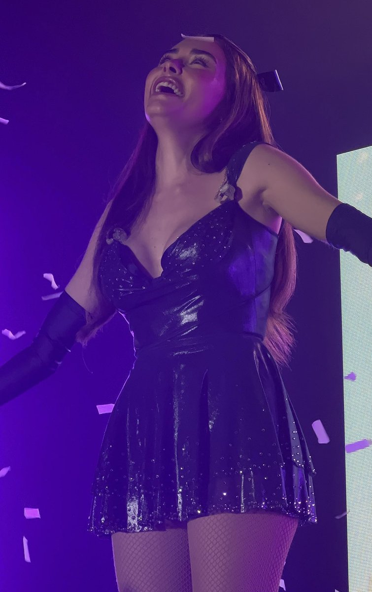 SHE’S SO HAPPY #LSTMadrid