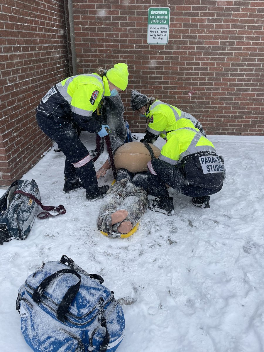 Chris Slabon tweet media