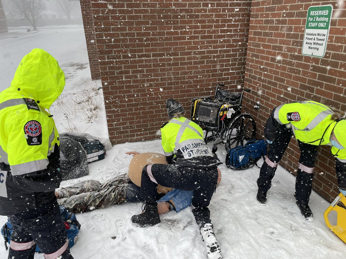 Chris Slabon tweet media