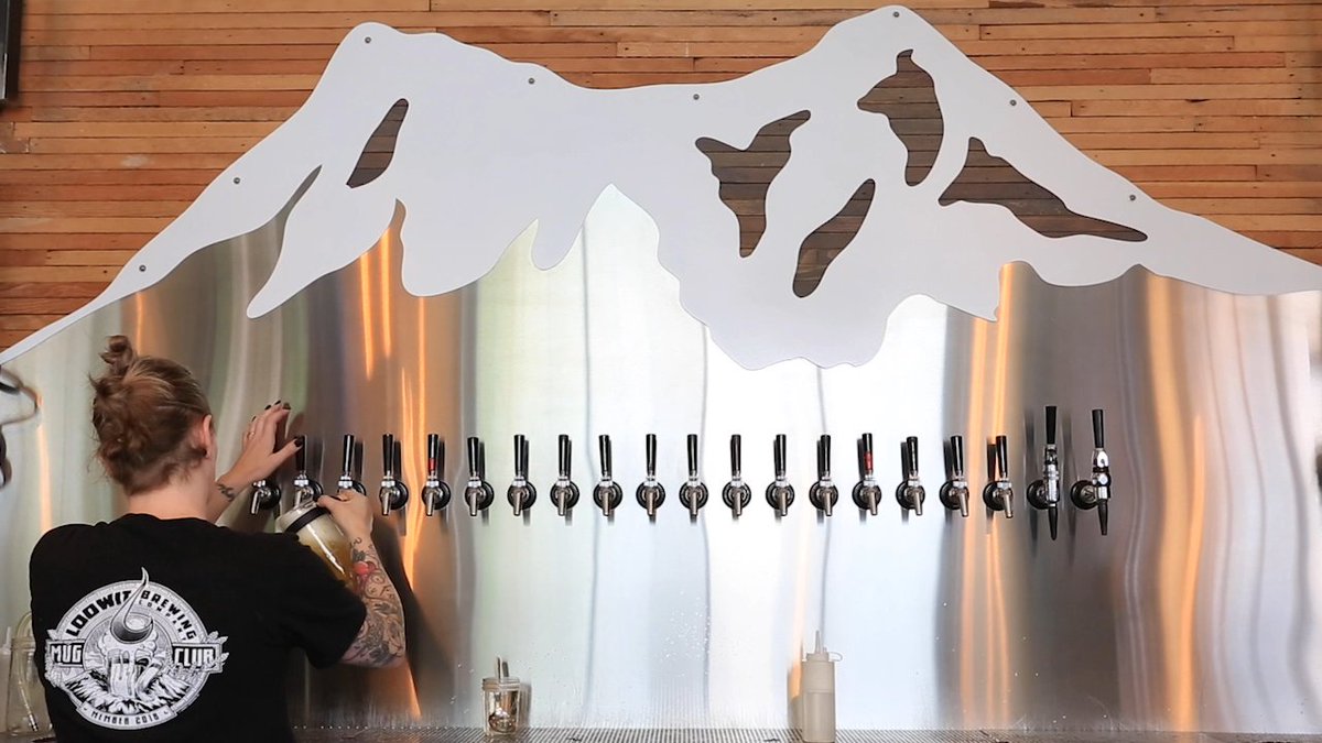 Vancouver_USA's tweet photo. What's on tap? 🍺🤔  Home to dozens of breweries and counting, something good is always on tap in #VancouverWA, whether it's a specialty IPA, smoky stout, or barrel-aged saison. Hit that link below to begin your tour of #Brewcouver! 🍻 #DrinkWABeer #WABeer https://t.co/9jfjcYo9fP https://t.co/2KH2mj3avf