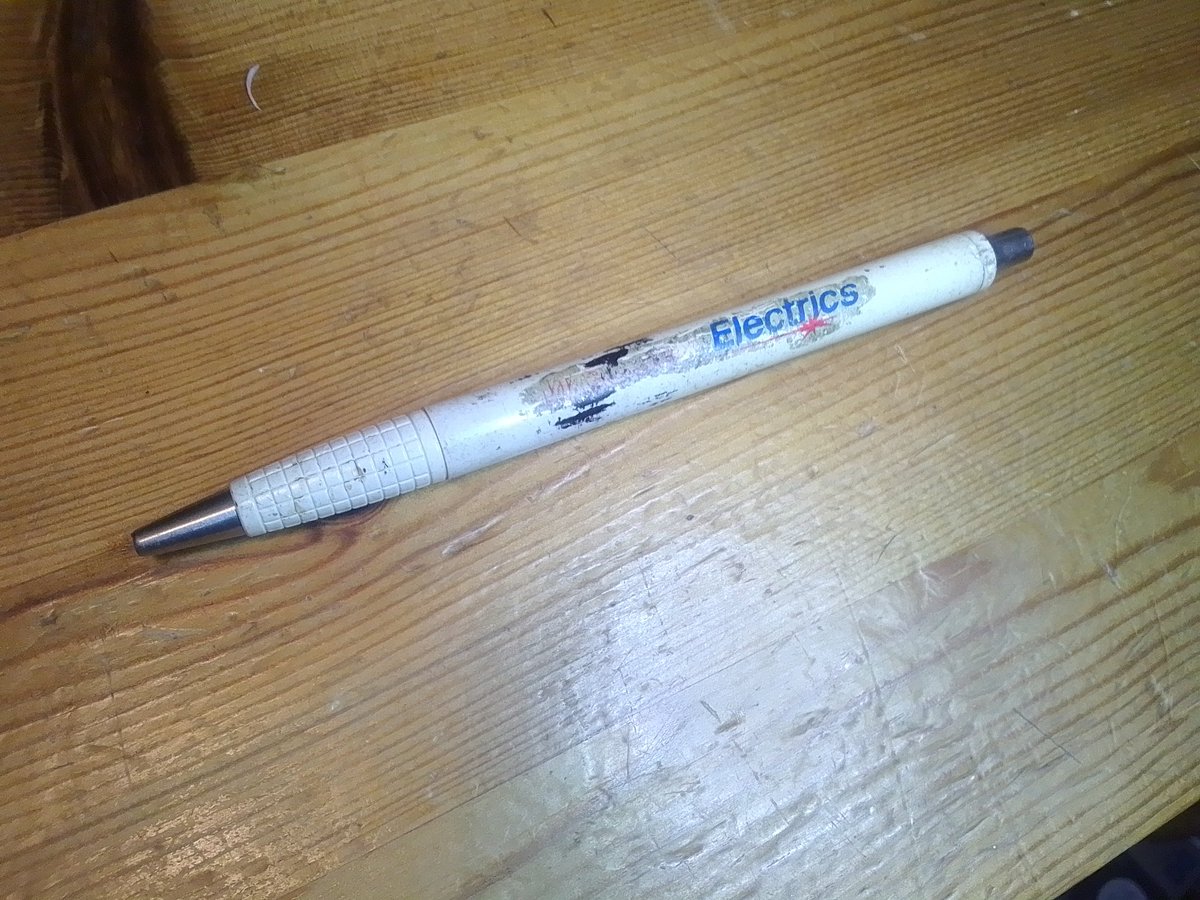 AMuddypaws's tweet image. Including this Parker pen!  I wish I'd looked after it now, but I did use it! Bust pocket clip, and I tried to stop the printing wearing off by clear coating with varnish, but after so many years the varnish just looks horrid now.
#class442 #WessexElectrics