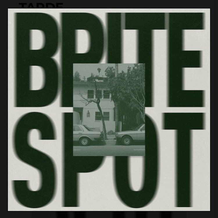 phonograph_me's tweet photo. Another week has just started ☀️ and today we’re featuring the new singles from Salarymen, Les Gold, Brite Spot & Dilettante 💥 check out the link in our bio and have a listen 🎧 #phonographme #newmusic #innewmusicwetrust #salarymen #lesgold #britespot #dilettante https://t.co/H6sXKlMfGS