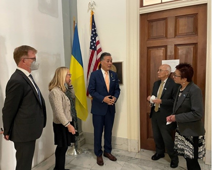 UCLAadvocacy's tweet photo. Thank you @repmarktakano for meeting with @UCLAalpert, @EileenStrempel, @rogerwakimoto, @UCLAINTL and UCLA Humanities to discuss art, humanities, language, culture, financial aid, and research funding! #UCLAinDC #UCinDC #HAD22 #TitleVI https://t.co/0RCIiftvvl