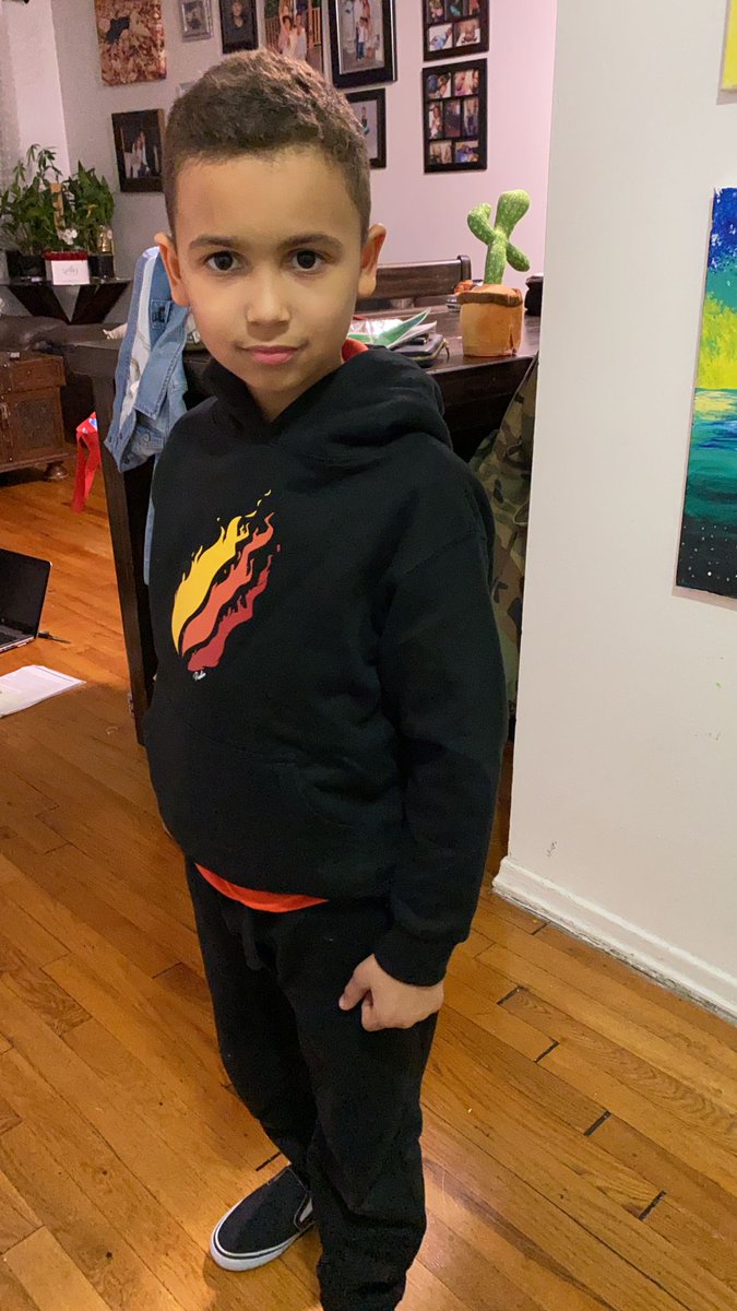 ed135ny's tweet photo. @Preston hey look at Edward Jr he is wearing your gear. https://t.co/PKomGYFaV5
