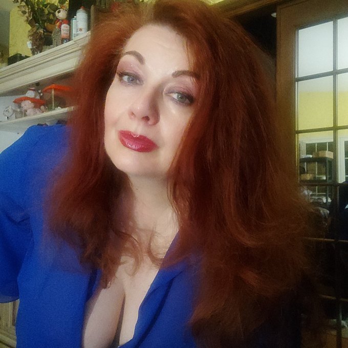 La positivit&agrave; aiuta a vivere meglio ,😀😀😀😀😀 . Un 💋 da #jessicarizzo  https://t.co/wTXZjUBbQu   #artista<a href="/tag/selfie"class="tags"><span>#selfie</span></a><a href="/tag/photography"class="tags"><span>#photography</span></a><a href="/tag/sexy"class="tags"><span>#sexy</span></a><a href="/tag/movie"class="tags"><span>#movie</span></a><a href="/tag/artist"class="tags"><span>#artist</span></a><a href="/tag/hard"class="tags"><span>#hard</span></a>