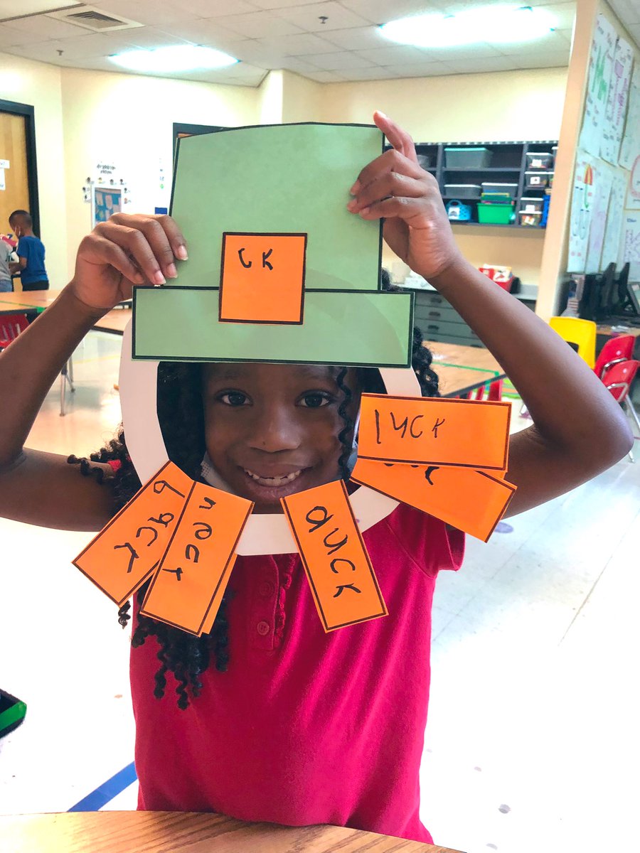 little leprechauns learning and practicing digraph CK  💚🧡 <a href="/DunwoodySprings/">DunwoodySpringsElem</a>