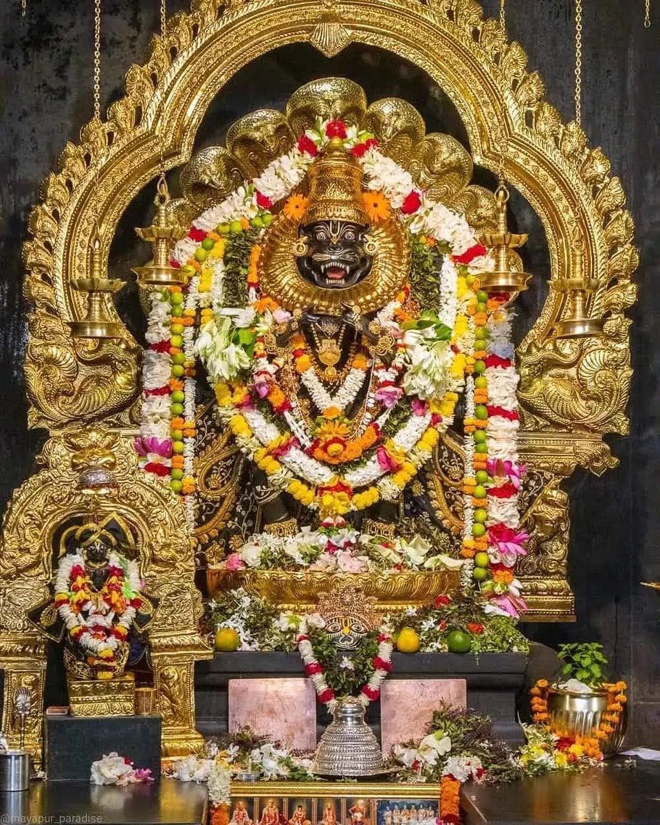 varshaparmar06's tweet photo. ॐ नौं नमो भगवते नरसिंहाय 🚩

Be a bhakt who trust undoubtedly  
Shri hari will always save you!!

@LostTemple7 https://t.co/wwATM00bAc