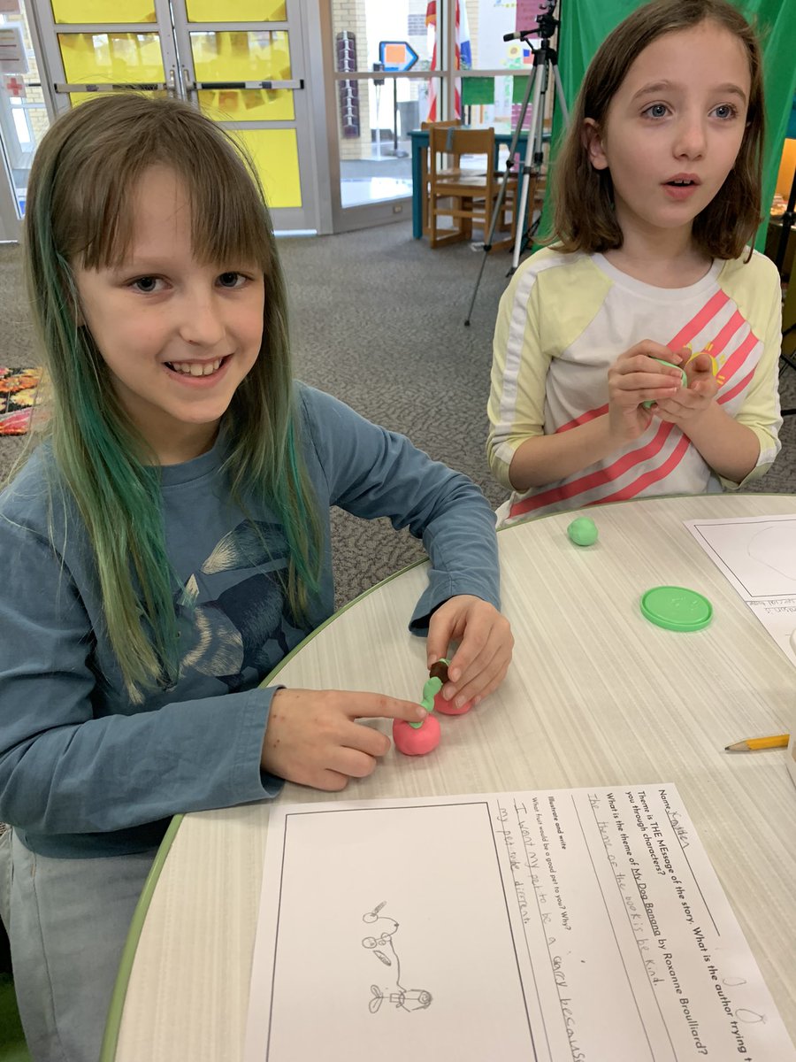 BigTreeReads's tweet image. Third graders listened to “My Pet Banana” by R. Broulliard to listen for theme in a story. We then created our own bet fruit/vegetable! Lots of smiles and giggles talking about taking a pumpkin for a walk 🎃