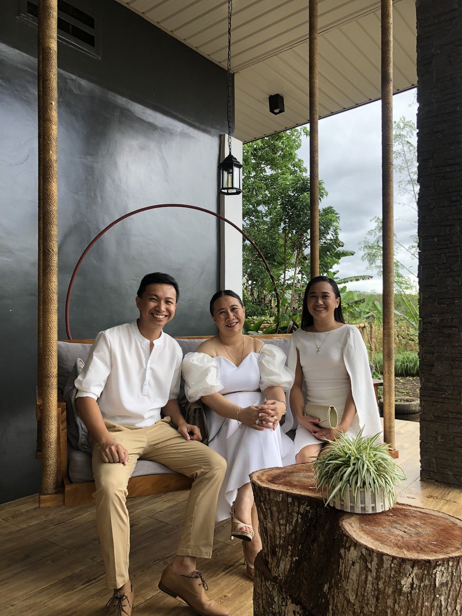 joerilay's tweet photo. Happy Golden Wedding Anniversary Auntie Linda &amp; Uncle Marcos 💛

📍Armando’s Farm https://t.co/Gl0ze3DUkA