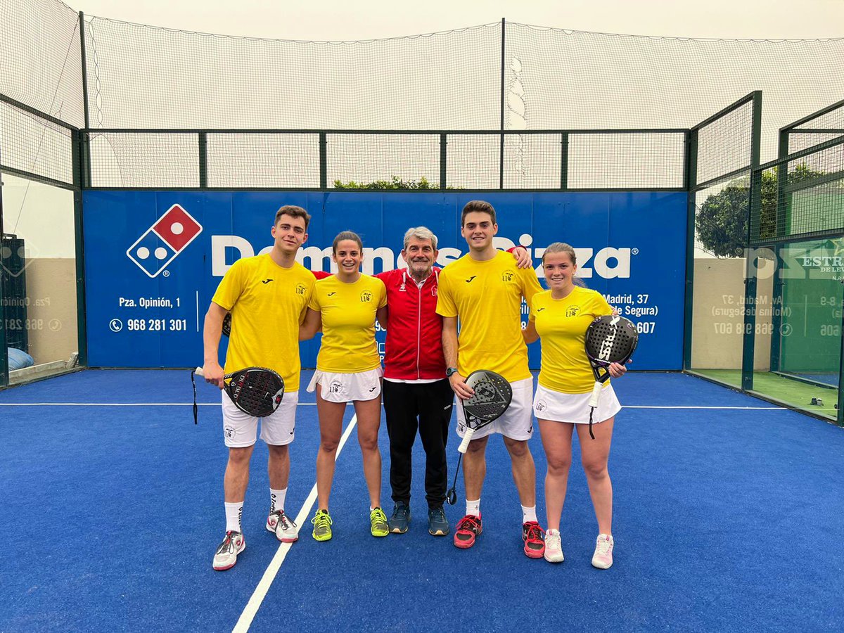 si_padel's tweet photo. Se acaba el #CEU2022 para los jugadores y jugadoras de la #ECSSIPadel que han representado a la @unisevilla @SADUSoficial superando la fase de grupos y cayendo en cuartos ¡Bravo! #GoSIPadel #VamosUS https://t.co/rCACFXAVvd