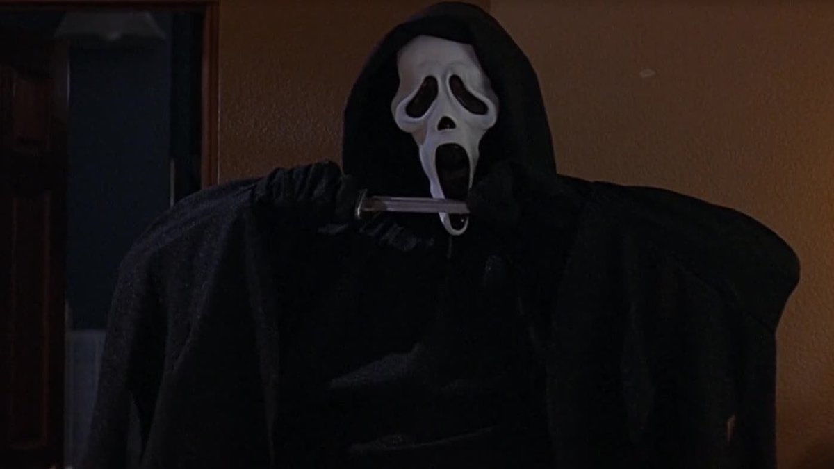 GhostfaceTalks_'s tweet photo. Scream (1996) • Scream (2022) https://t.co/Wj3bDsnvXO
