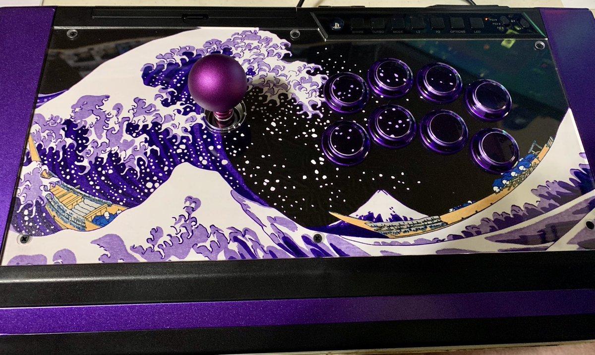 ReverendSID's tweet photo. Finished customizing my Obsidian! Big thanks to @ArcadeShock for the conversion kit &amp; buttons, &amp; to @focusattack for the art print &amp; lever mods! 💜 https://t.co/GrpiULndRL