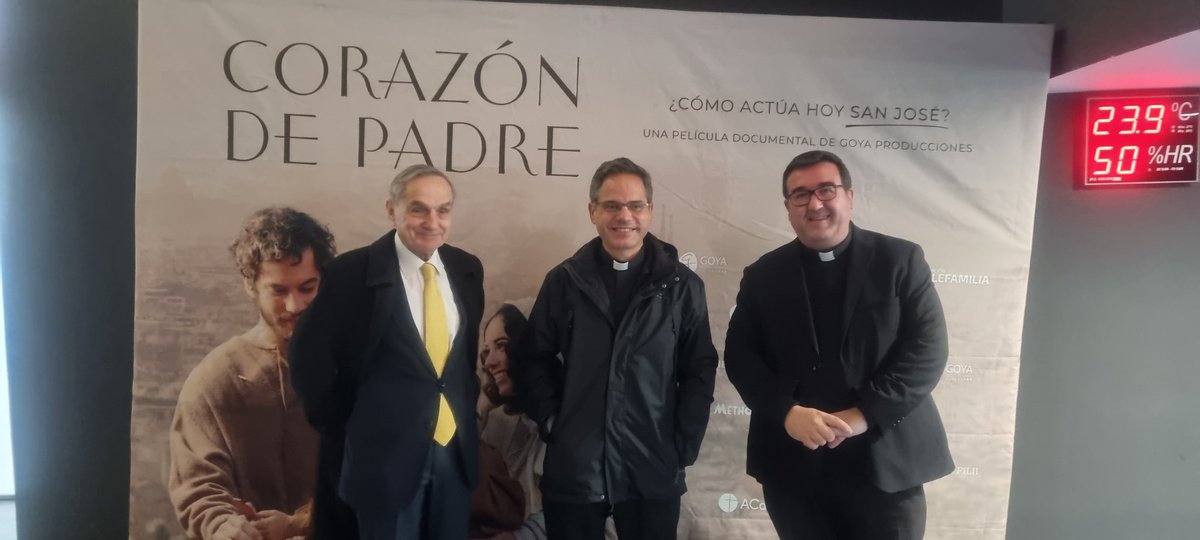Muchas gracias a todos los asistentes al preestreno de #CorazondePadre en Toledo <a href="/seminariotoledo/">Seminario Mayor Toledo</a> <a href="/delfamiliatoled/">Deleg Familia y Vida Toledo</a> <a href="/architoledo/">Archidiócesis de Toledo</a> <a href="/JovenesArciTole/">Jóvenes Arciprestazgo Toledo</a> <a href="/COPE/">COPE</a>