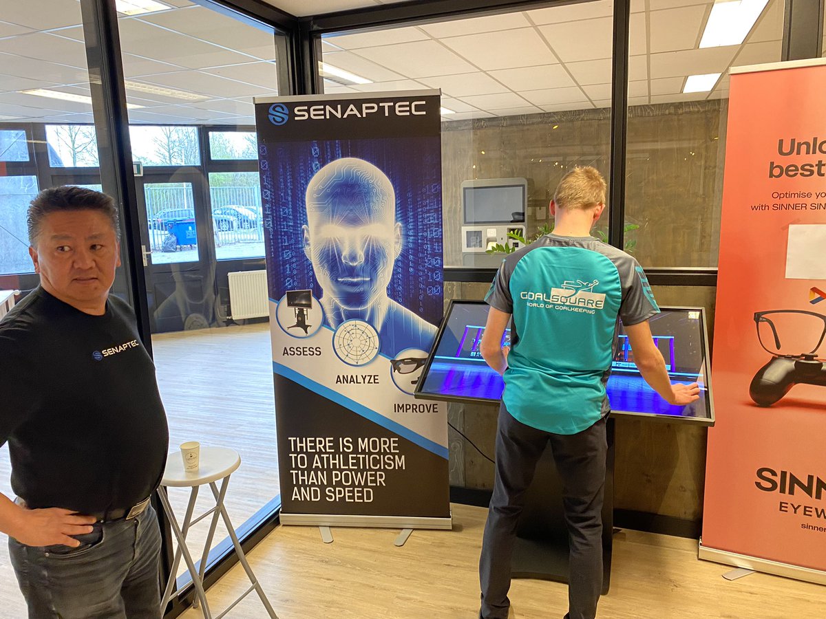 walharth_gs's tweet image. Today visual reaction test with our young GK Fabien @Senaptec training labs in H20 esports center in Purmerend/Amsterdam, NL. @GoalSquare