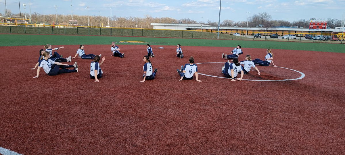 TrinityBlazerSB's tweet photo. It's GameDay. Beautiful weather. Ready to go. https://t.co/UPRsLNdqEk