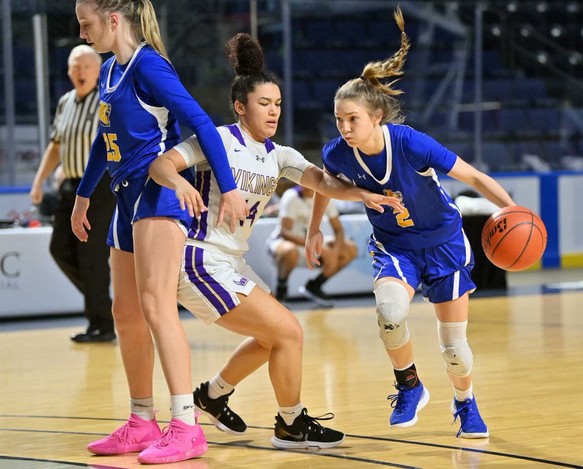 WashingtonHSSI's tweet photo. We released our list of the top 1️⃣5️⃣ point guards in Washington high school girls basketball ⛹️‍♀️

But who is the best of the best? 💯

Vote for your pick: https://t.co/6RjUkxjfPv https://t.co/ZLcoFRdA4B