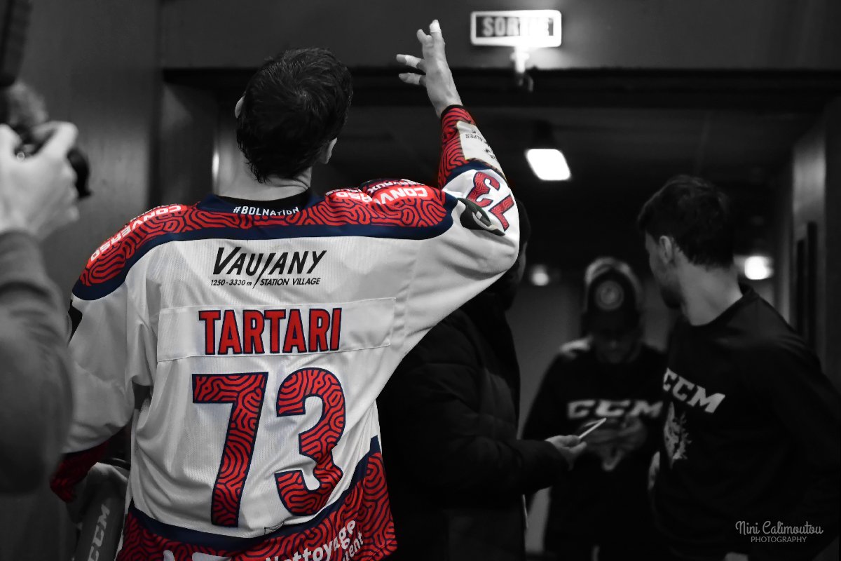 Du côté des <a href="/bruleursdeloups/">Brûleurs De Loups</a>, les joueurs emblématiques, <a href="/BaylacqJulien/">Baylacq Julien</a> &amp; <a href="/christartari4/">Christophe Tartari</a>, raccrocheront les patins à la fin de la saison, ils ont donc disputé leur dernier match à Mériadeck. #BDLnation