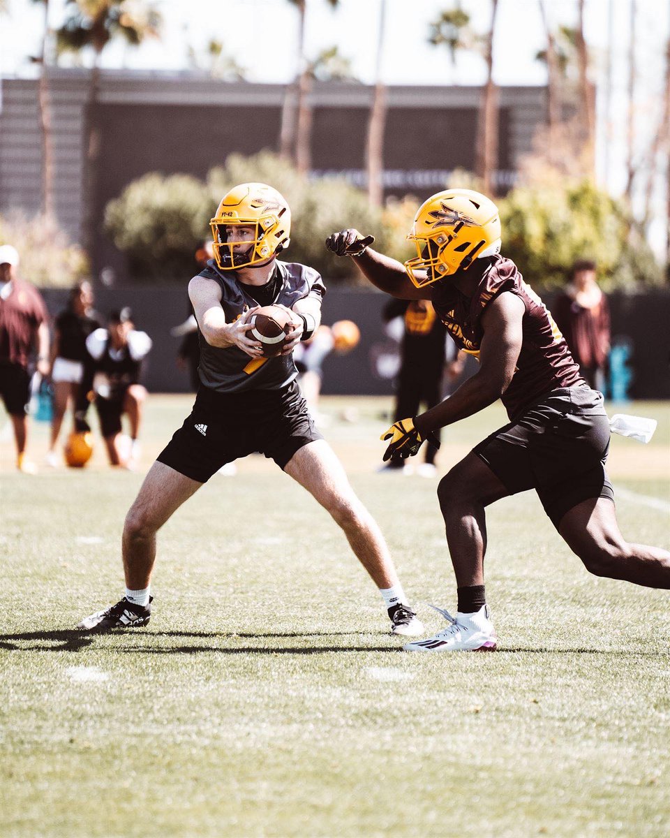 TevinWhite6's tweet photo. First day!! 
@bennett_m3 https://t.co/oOagpw7ljl