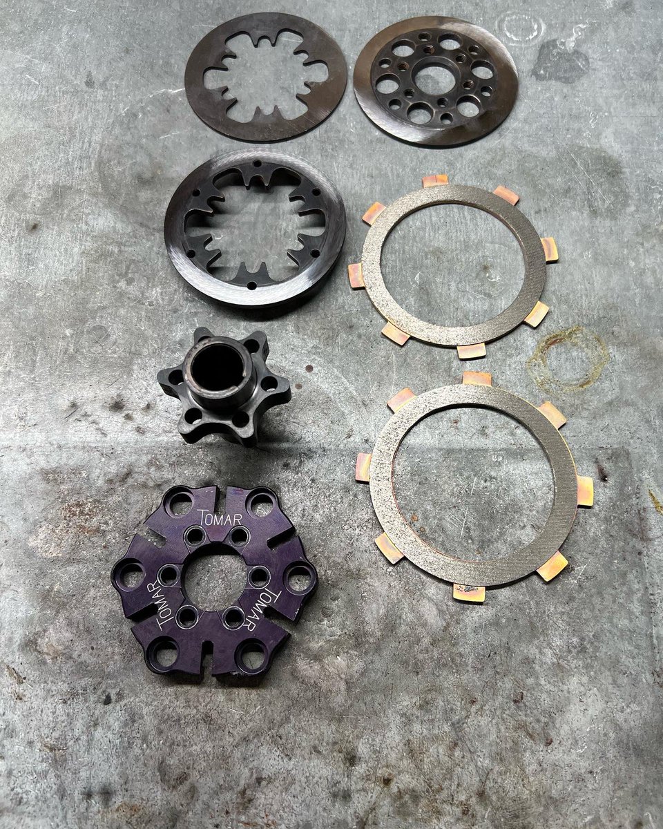 ckikarting's tweet photo. Swipe to see the before and after. πππ»
This Tomar Stellar clutch got a major facelift and some love today. Fresh with a bully basket for 8-tab disks instead of 3-tab to help with lock up.
#CompetitionKarting https://t.co/rJxD2wfQG4