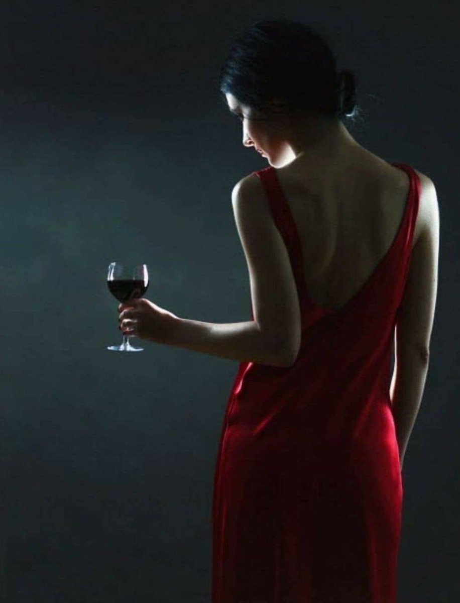 #mete♥♥

" Kime İçiyorsun " Diyenlere,,
  " Özlediğime " Dememek İçin Sustum...                                       
                  Ama.  " S E N "
" S E N S İ Z L İ G E " Olduğunu B İ L.

#geceye❤❤