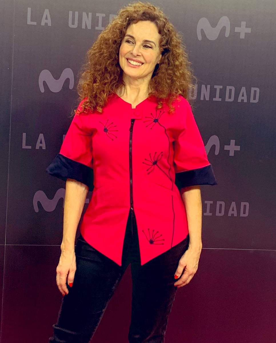 En el estreno de #LaUnidad de <a href="/MovistarPlus/">Movistar Plus+</a> hoy en #Madrid 
<a href="/poza_nathalie/">Nathalie Poza</a> <a href="/felemanypon/">Fele martínez</a>