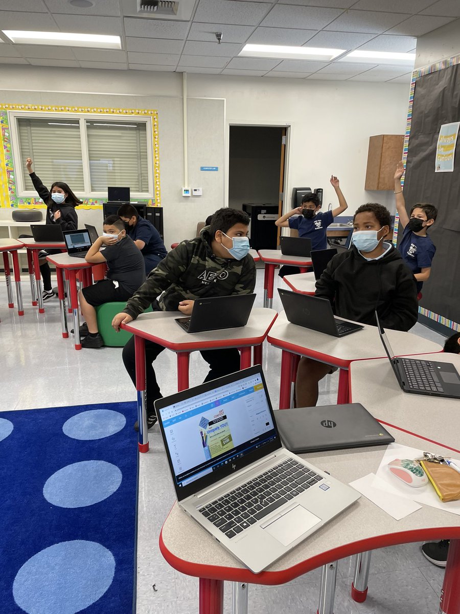 lazy_bookworm99's tweet photo. Why does it happen⁉️How can you stop it? 🛑How can you help? 🤝Our 5th grade Ss spent time with this 🔥hot topic #cyberbullying @CommonSenseEd @LearnPromethean and some side discussions about family and friend dynamics #joking? #beingmean #marktwaincomets ☄️#upstander #digcit https://t.co/9t8Qct9JzZ