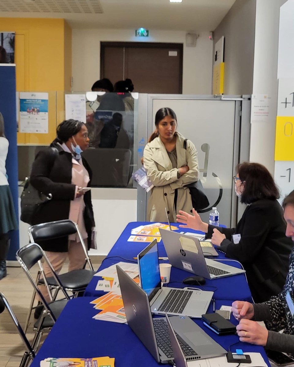 IS_CLORIVIERE's tweet photo. BTS SAM • Les SAM 1 étaient cet après-midi en STAGE DATING à Neuilly avec plus de 500 offres de stages à la clé et plus de 40 recruteurs sur le qui-vive 🚀 

#cloriviere #btsam #jobdating https://t.co/Y9hRAAwbXD