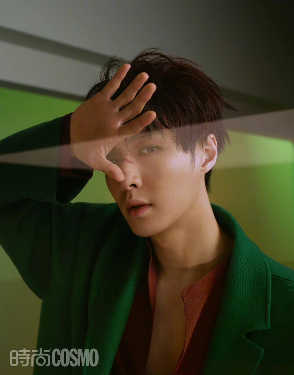 yixing pics tweet media