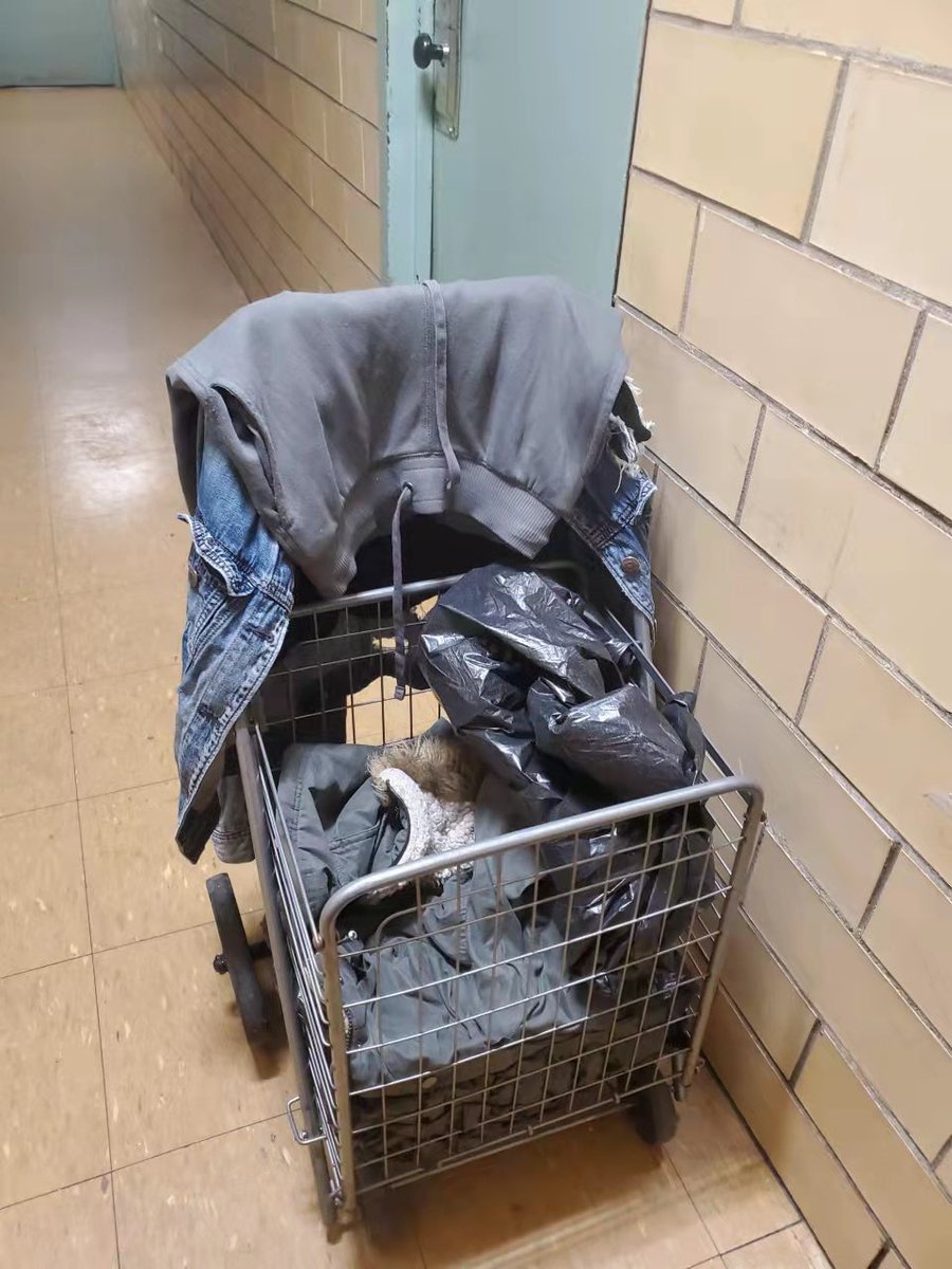 harlemeastblock's tweet photo. Another day of hallway where NYCHA housing is functioning as adult only shelters. It’s time for @ManhattanDA and #PSA5 to take action. Assembly member @EddieGibbsNY please help! https://t.co/hKTkyPpQdw