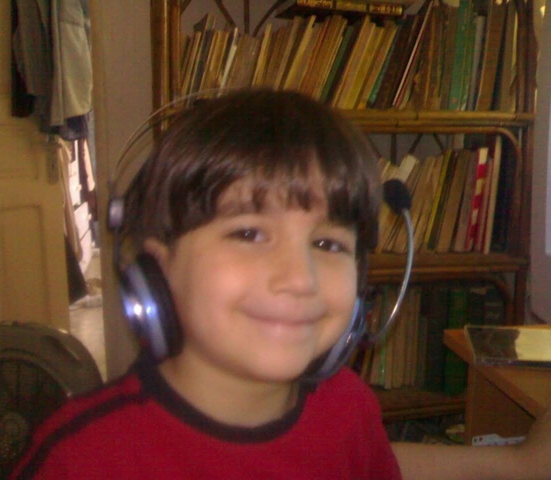 ThatRandomOmar's tweet photo. "I bet you've always been weird"
yeah no shit? https://t.co/XggdlJgY1j